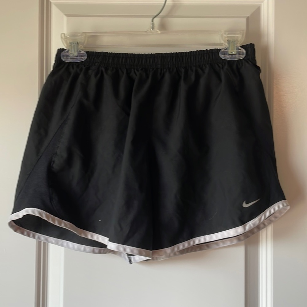 Nike Girls Athletic Shorts Black Size XL